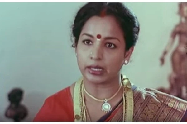 டைம் ட்ராவல் படத்துக்கே டைம் ட்ராவல் - சிங்காரவேலன் ஸ்டார்ஸ் அப்பவும் இப்பவும்! #Interactive