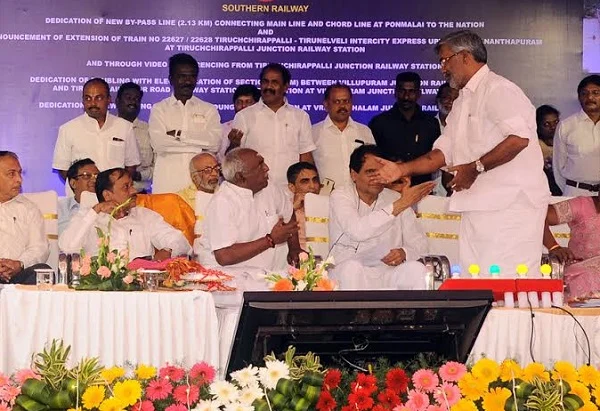 திருச்சி சிவா பேச்சுக்கு பி.ஜே.பி.யினர் எதிர்ப்பு ! ஆங்கிலத்தில் பேசியது தான் காரணமா?