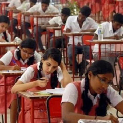 சி.பி.எஸ்.இ பொதுத் தேர்வு தேதிகள் அறிவிப்பு!