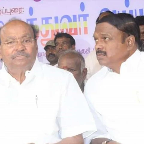 ‘ராகுல் காந்தியைப் பிரதமர் வேட்பாளராக அவரின் தாயே ஏற்கமாட்டார்!’ - ராமதாஸ் கிண்டல்