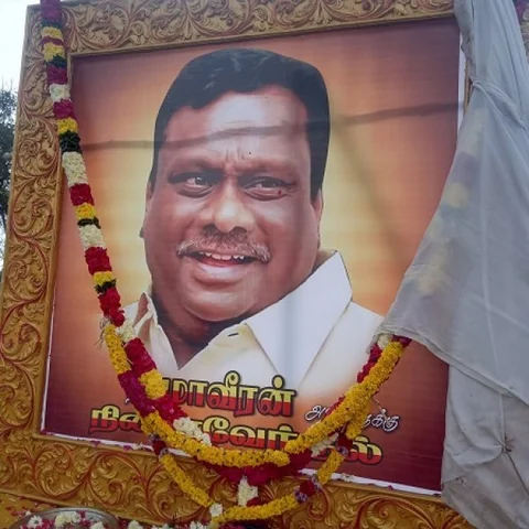 `இனி எங்களுக்கும் பா.ம.க-வுக்கும் தொடர்பில்லை!’ - காடுவெட்டி குரு தாய் ஆவேசம்