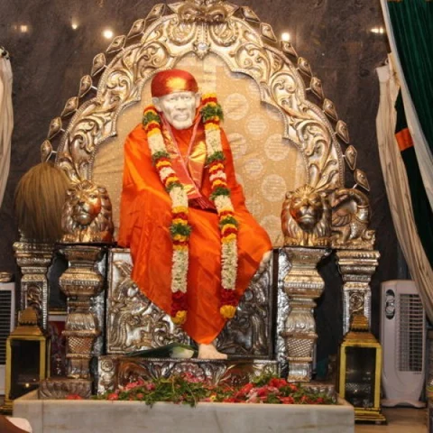 ஷீரடிக்குச் சிறப்பு ரயில் ... பண்டரிபுரம், மந்த்ராலயம் தரிசிக்கவும் ஐ.ஆர்.சி.டி.சி ஏற்பாடு!