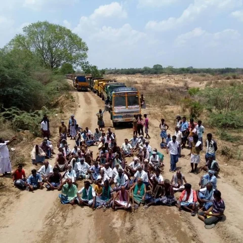 `கொள்ளிடத்தைக் காப்பாற்றுங்கள்; எங்கள் சந்ததியே அழிந்துவிடும்' - கொந்தளிக்கும் மக்கள்!