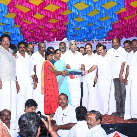 கரைவேட்டி கட்டவில்லை; அ.தி.மு.க ஆண்டுவிழாவில் பட்டு வேட்டி, சட்டையில் கலக்கிய அமைச்சர் நடராஜன்