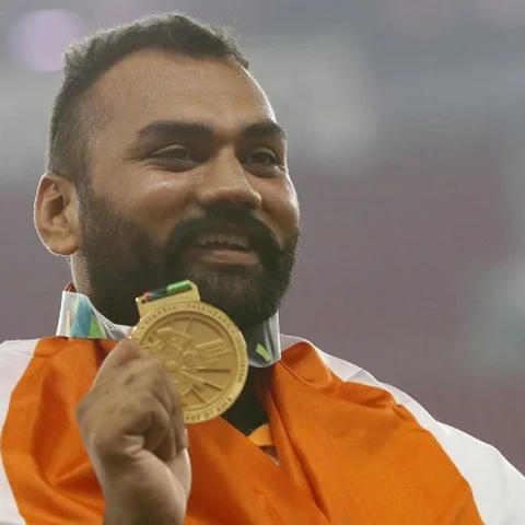 ஆசியப்போட்டிகளில் அசத்தும் இந்தியா! - குண்டு எறிதலில் தங்கம் வென்றார் இந்திய வீரர் தஜிந்தர்பால்
