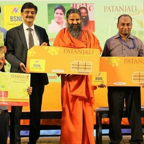அன்லிமிட்டெட் கால்கள், 2GB டேட்டாவுடன் ‘சுதேசி சம்ரிதி’ சிம் கார்ட்- பதஞ்சலி நிறுவனத்தின் அடுத்த அதிரடி