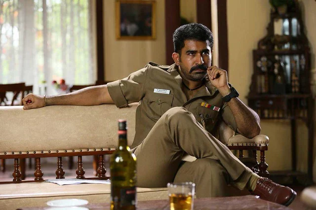 ''எனக்காக செத்த கோழியை, சாப்பிட்டு செத்துப் போறேன்!'' - 'திமிரு பிடிச்சவன்' விமர்சனம்