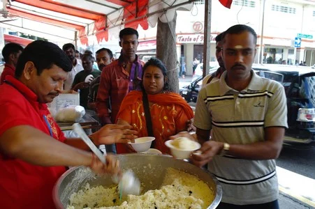 மக்களைக் காத்தருளும் சிங்கப்பூர் காளி!