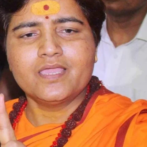 பிரக்யா சிங்கை பா.ஜ.க களமிறக்கியது ஏன்?- யெச்சூரி வெளியிட்ட தகவல்