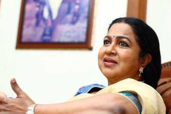`அதே ஹோட்டலில் இன்று இருந்திருந்தால்...' - இலங்கை குண்டுவெடிப்பு குறித்து ராதிகா வேதனை!