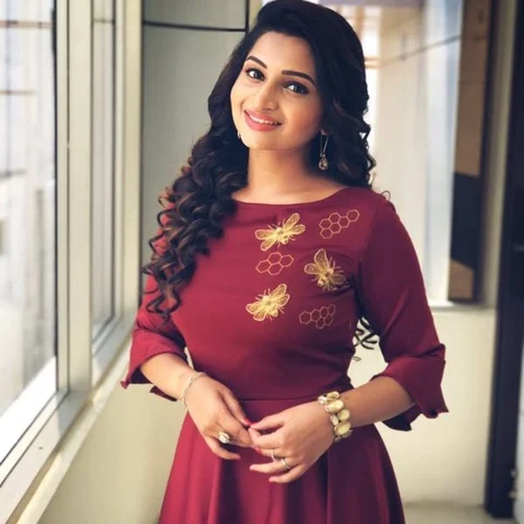 "தமிழ் தெரியும்...ஆனாலும் தெரியாது!" ஜாலி கேலி நட்சத்திரா