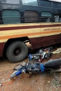 விபத்து மரணங்களை தடுக்க அரசு நடவடிக்கை எடுக்குமா?