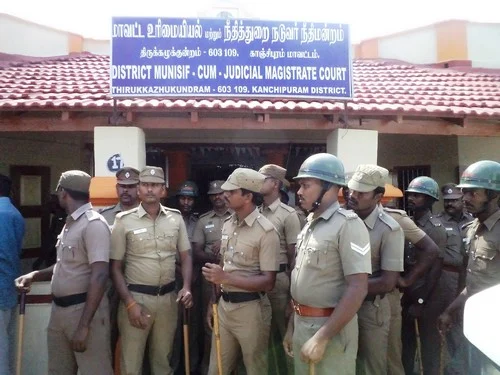 அன்புமணி ராமதாஸ் திடீர் கைது: ஜெயலலிதா மீது சாடல் (படங்கள்)