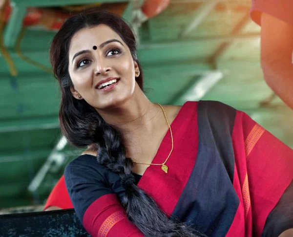 சமூகவலைதளத்தில் மஞ்சுவாரியர் சந்தித்த சிக்கல்
