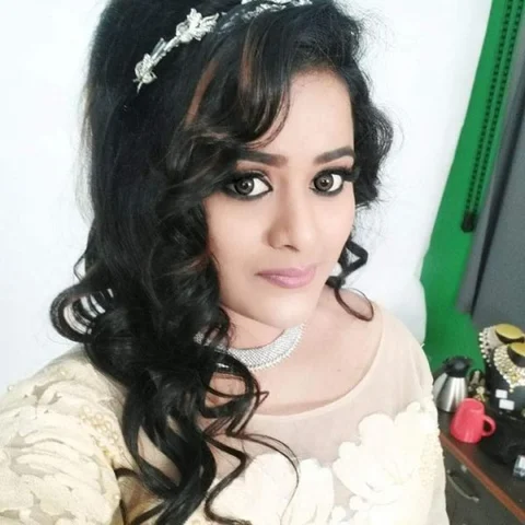 ``அவளை கடைசியா பார்க்க மார்ச்சுவரில காத்திருக்கோம்!’’ - பிரியங்காவின் தோழிகள்