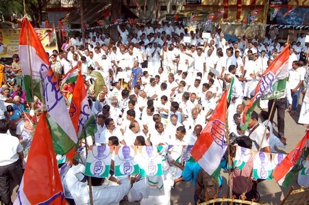 ஆம் ஆத்மிக்கு எதிராக மதுரையில் காங்கிரஸ் ஆர்பாட்டம்!