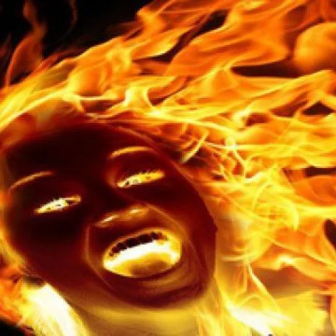 ஜான்சிபிரியா... யாரால் எரித்துக் கொல்லப்பட்டார்? - கோவையை உலுக்கிய திகீர் சம்பவம்!