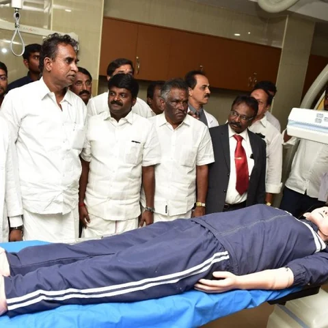 2 வயது குழந்தைக்கு ஹெச்.ஐ.வி ரத்தம் அரசு மருத்துவமனையில் ஏற்றப்படவில்லை! - அமைச்சர் விஜயபாஸ்கர்
