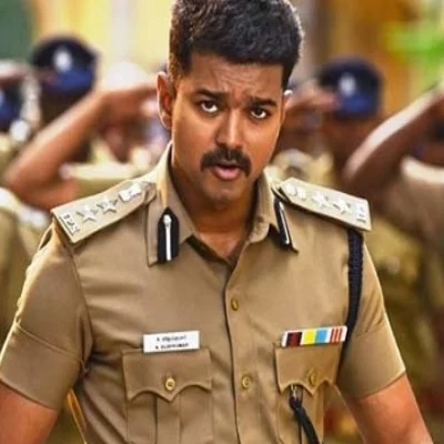 துப்பாக்கி மிலிட்டரியை ஓவர்டேக் செய்திருக்கிறதா 'தெறி' போலீஸ்..?! - தெறி விமர்சனம் #theri