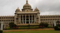 கர்நாடகா: அடுத்த முதலமைச்சர் யார்?: கடும் போட்டி!