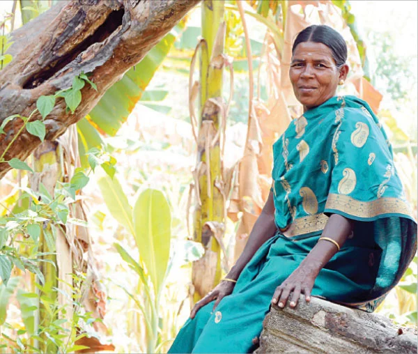 வாழ வைக்கும் வாழை நார்... சாதனைப் பெண்மணி முனியம்மாள்!