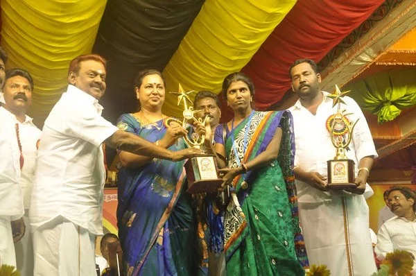 எழுத்தாளர்களை ஏமாற்றினாரா விஜயகாந்த்?