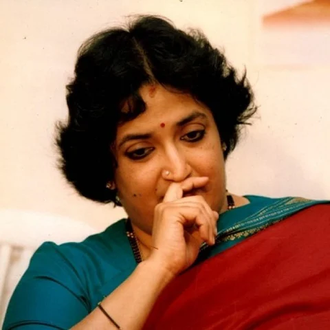 லதா ரஜினிகாந்த் மீதான எஃப்.ஐ.ஆரை ரத்துசெய்ய உச்ச நீதிமன்றம் மறுப்பு!