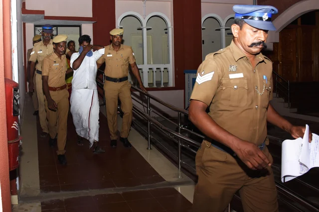 பொன்னமராவதி விவகாரம் - சிங்கப்பூரிலிருந்து வீடியோ வெளியிட்டவர் உட்பட 2 பேர் கைது!