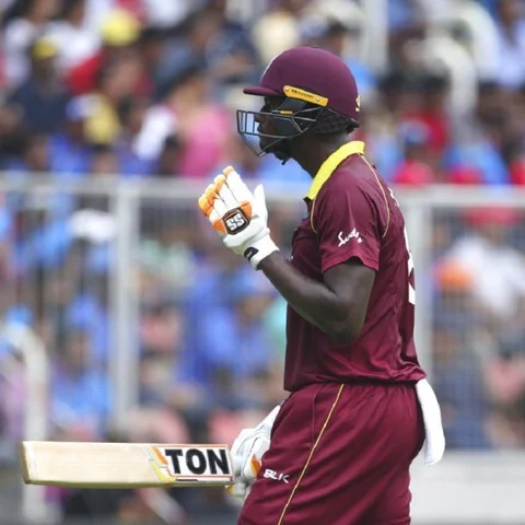 191 பந்துகளில் 132 டாட் பால்கள்... வெஸ்ட் இண்டீஸ் இஸ் பேக்! #INDvWI