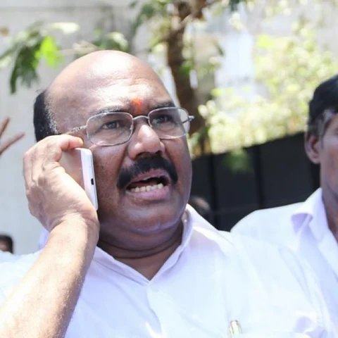 தலைமைச் செயலகத்தில் ஓபிஎஸ் யாகம் நடத்தல; அது வந்து... அமைச்சர் ஜெயக்குமாரின் கலகல பதில்