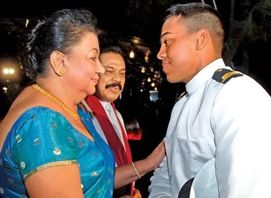 ஊழல் வழக்கில் ராஜபக்சே மனைவி, மகன் கைதாகிறார்கள்!