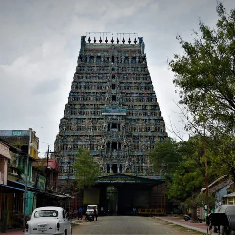 கார் பேட்டரி வெடிப்பு; தினம் தினம் அபசகுனம்! - அ.தி.மு.க.வினால் மெர்சலாகும் மயிலாடுதுறை
