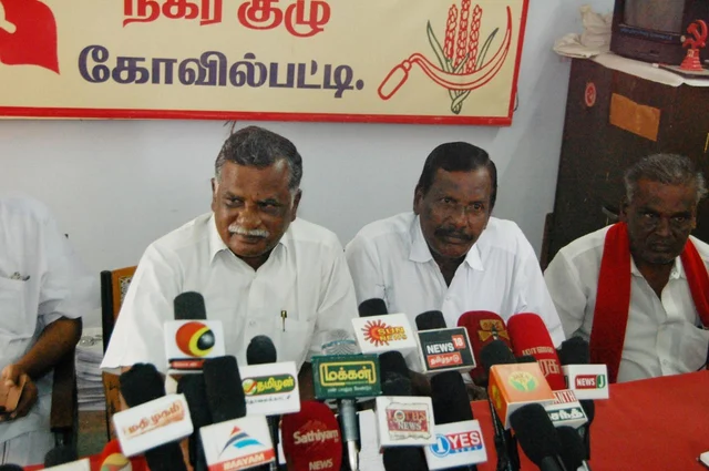 `அந்த 11 பேர்மீது நடவடிக்கை எடுக்காதது ஏன்?’ - சபாநாயகருக்கு முத்தரசன் கேள்வி