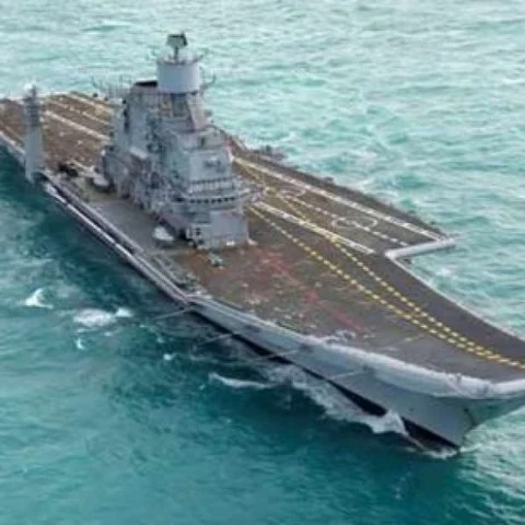 தன் உயிரை மாய்த்து இந்தியாவின் விக்ரமாதித்யாவைக் காப்பாற்றிய அதிகாரி!