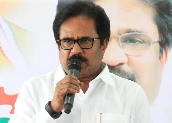 'அடக்கி வையுங்கள்'- ஹெச்.ராஜாவை எச்சரிக்கும் திருநாவுக்கரசர்