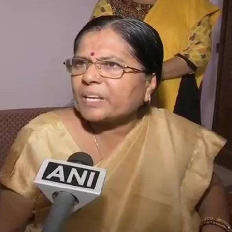 `என் கணவர் குற்றவாளி என நிரூபிக்கப்பட்டால் தூக்கிலிடத் தயார்' - பீகார் அமைச்சர்!