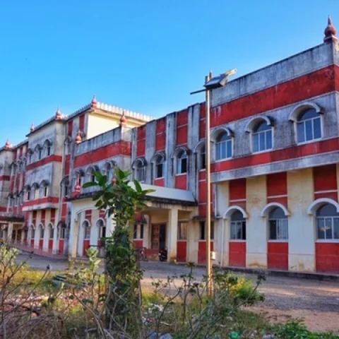 கழிவுநீர் பக்கத்து வீட்டுக்குச் சென்றதால் பெண் கொலை! - ஒரே குடும்பத்தைச் சேர்ந்த 6 பேருக்கு ஆயுள் தண்டனை