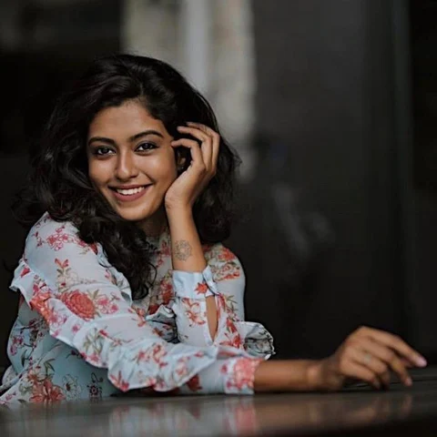 ''டஸ்கி ஸ்கின் வேணும்னு கூப்பிட்டாங்க'' - 'பாரதி கண்ணம்மா' ரோஷினி