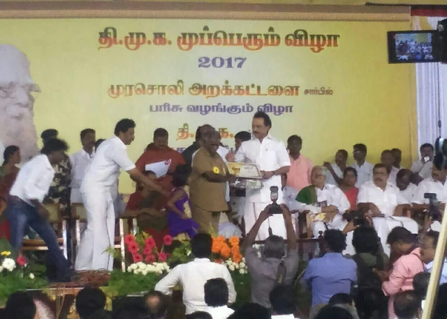 நம்பிக்கை வாக்கெடுப்புக்காக மக்களைத் திரட்டி போராட்டம் நடத்தப்படும்..! மு.க.ஸ்டாலின் எச்சரிக்கை