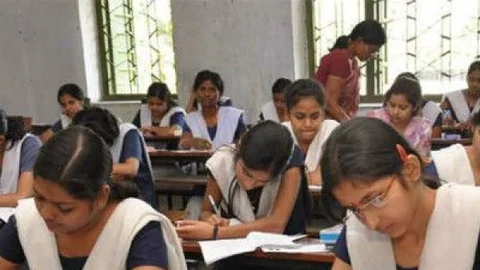 சிபிஎஸ்இ பொதுத்தேர்வுகள்