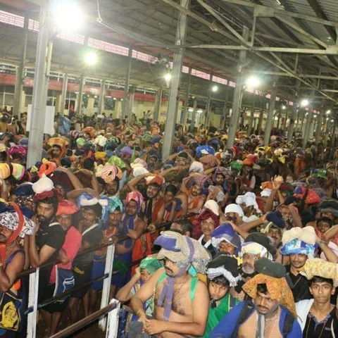 சபரிமலையில் 11 நாள்களில் ரூ.26 கோடி இழப்பு..! தேவசம் போர்டு அதிர்ச்சி