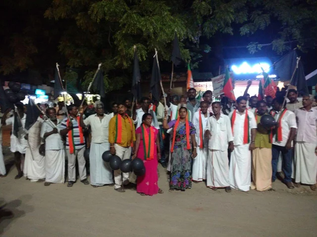`இந்தக் கல்வீச்சுக்கெல்லாம் நான் பயப்பட மாட்டேன்!’ - பா.ஜ.க-வினருக்கு வைகோ சவால்