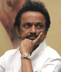 மிரட்டும் வகையில் ரெய்டு: மு.க.ஸ்டாலின்