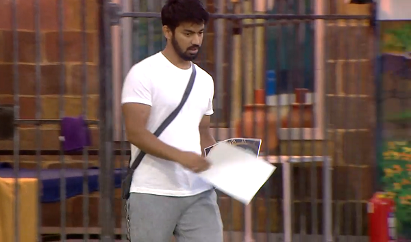 `சர்வாதிகாரி’ ஐஸ்வர்யா செய்வது டூ மச்... இதோடு நிறுத்திக்கங்க பிக்பாஸ்! Part 2 #BiggBossTamil2