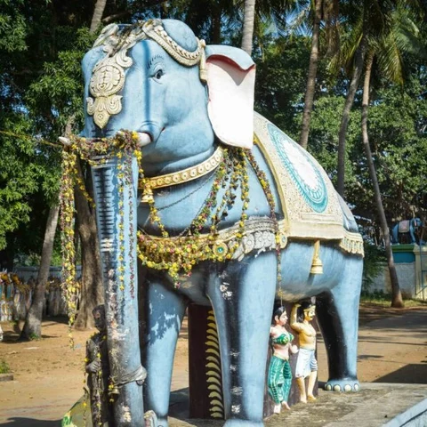 கல் யானை கரும்பு தின்ற கதை - கொட்டக்குடி ஐயனார் கோயிலில் நடந்த அதிசயம்!