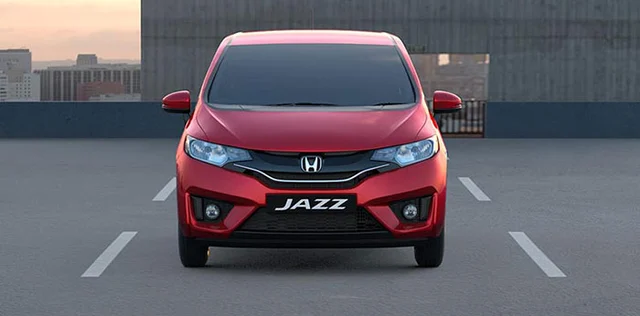 விற்பனையிலும் விருதுகளிலும் இதுதான் நம்பர் ஒன்! #HondaJazz