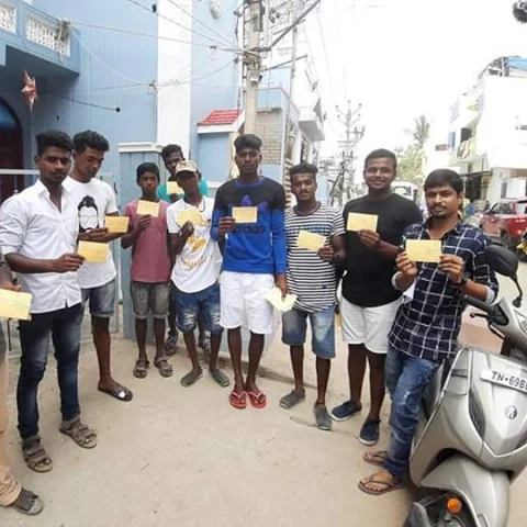 ஸ்டெர்லைட்டை மூடிட சிறப்புச்சட்டம் இயற்றுங்கள்! - முதல்வருக்குத் தபால் அனுப்பும் மக்கள்
