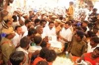 காஷ்மீரில் சுட்டுக்கொல்லப்பட்ட பெருமாளின் உடல் அரசு மரியாதையுடன் அடக்கம்! ( படங்கள் )