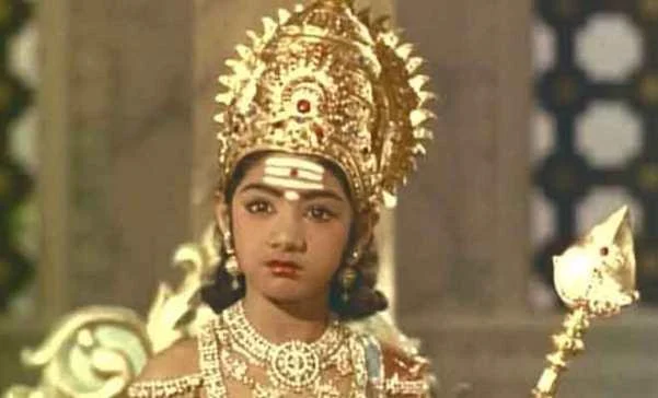 குழந்தை தெய்வம் முதல் குடும்பத் தலைவி வரை... ஸ்ரீதேவியின் அரை நூற்றாண்டு பயணம்!