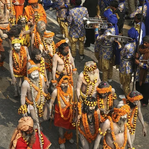 ஜனவரி 15-ல் லட்சக்கணக்கானோர் சங்கமிக்கும் `அர்த்த கும்பமேளா'.. அலகாபாத்தில் ஏற்பாடுகள் தீவிரம்!
